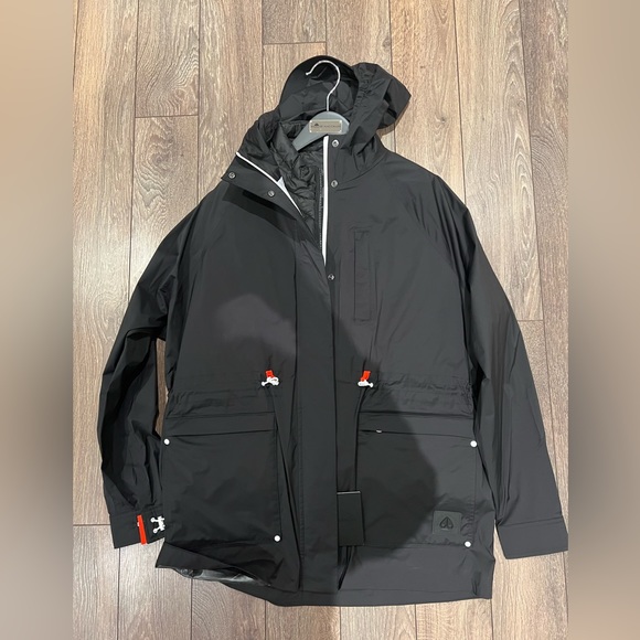 MOOSE KNUCKLES
Toney 3-in-1 Rain Jacket - Picture 2 of 6